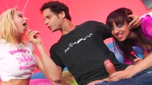 Cumshot porn amongst busty homemade Veronique Vega