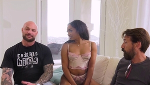 Perfect brunette Cali Caliente rushes MMF in HD