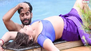 Very hot curvy Arabic amateur raw pussy eating HD