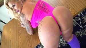 Manuel Ferrara in company with hot housewife Ryan Conner