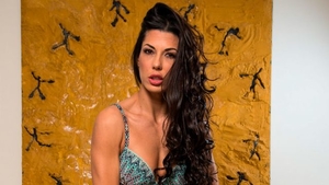 Joy Bear - Alexa Tomas romantic pussy licking scene