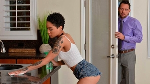 Tattooed ebony brunette Honey Gold craving ramming hard