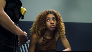 Ebony teen chick Kendall Woods goes for dick sucking in HD