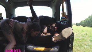 Female Fake Taxi - Raw sex accompanied by busty ebony female