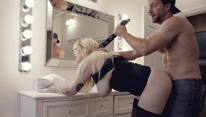 Kelly Madison: Hadley Haze creampied