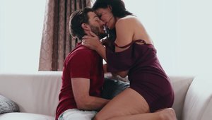 Brunette Reagan Foxx wearing panties raw blowjob