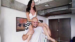 Dont Break Me - 18 yr old Kiley Jay bends to get fucked