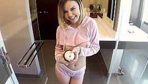 Dillion Harper masturbation
