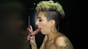 Gloryhole Secrets: Della's Naughty Journey